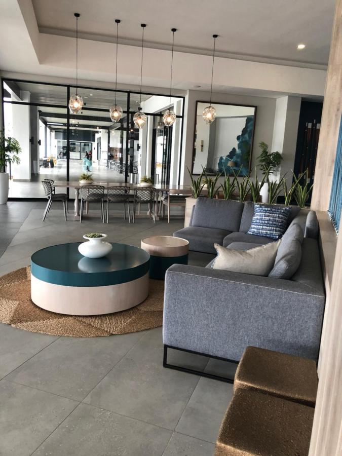 The Blyde Crystal Lagoon Penthouse Pretoria-Noord