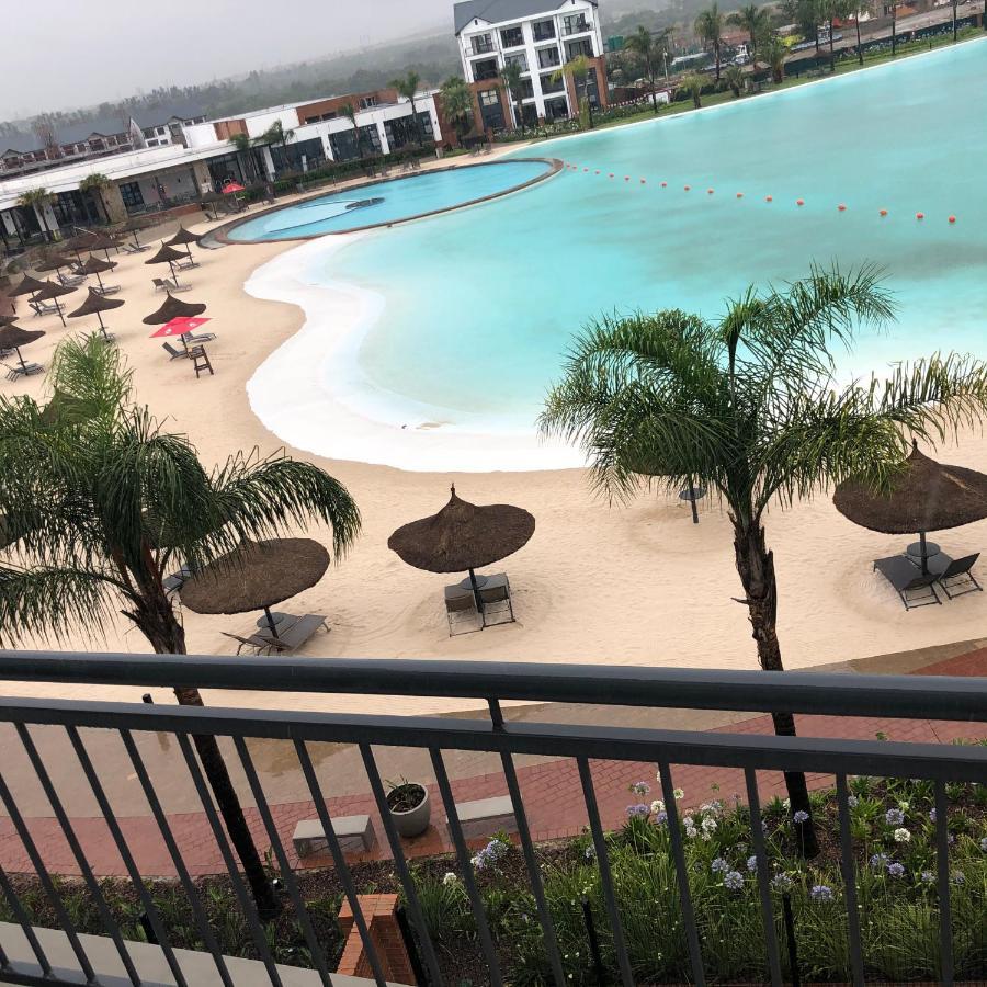 The Blyde Crystal Lagoon Penthouse Appartement Pretoria-Noord